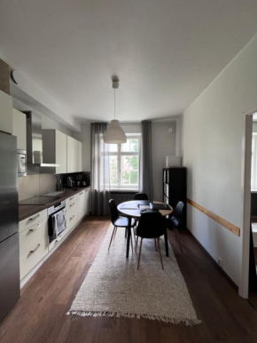 Topfloor apartment with courtyard views, Helsinki